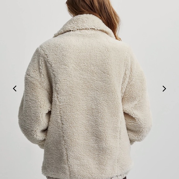 Varley Sherpa Quarter Zip - Size M - Picture 8 of 8